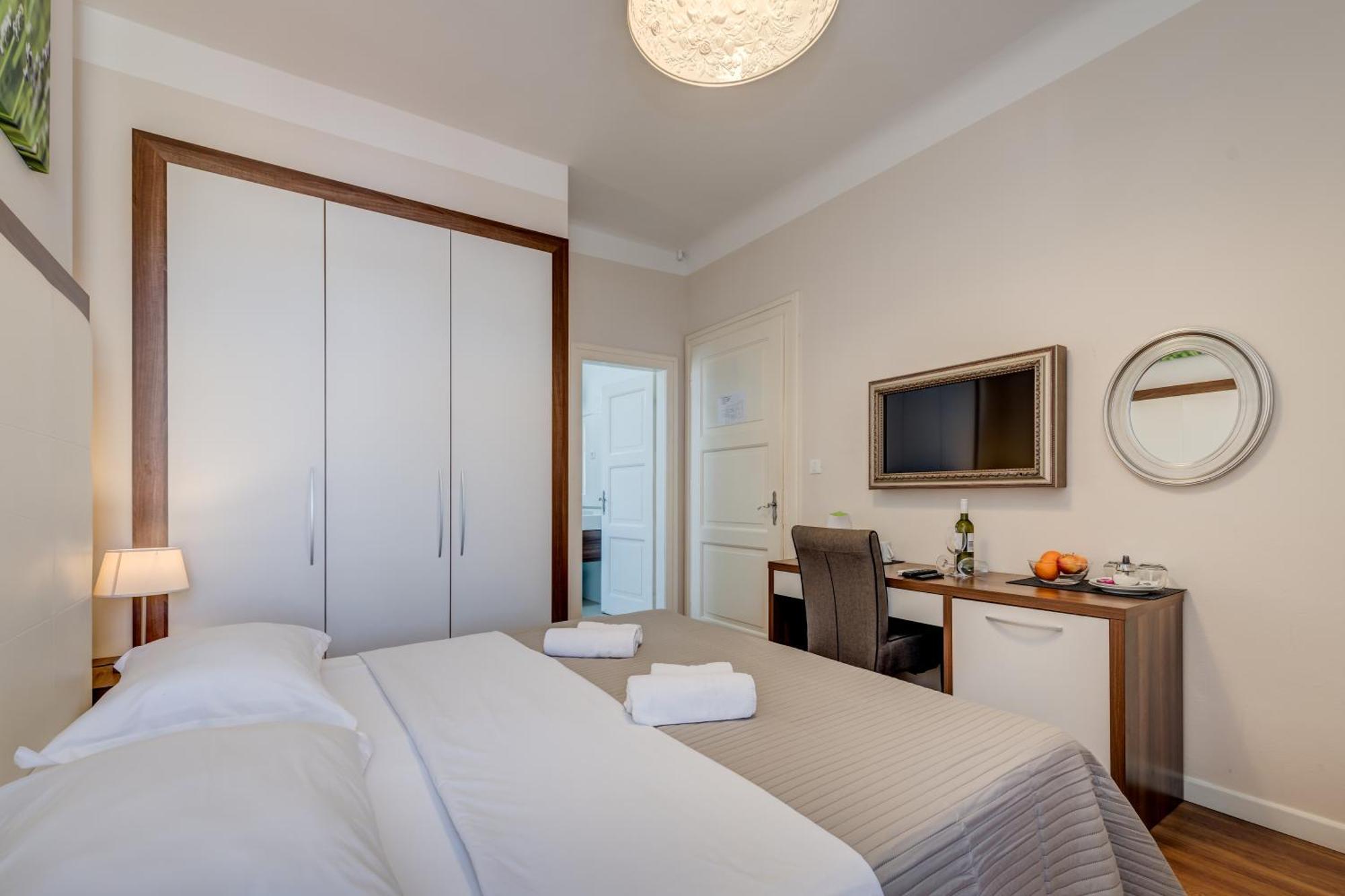 Bastion Luxury Rooms Split Exterior photo